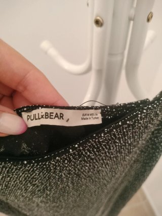 Vestido corto tirantes brillos Pull&Bear M