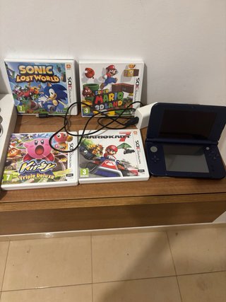 Nintendo 3DS XL Blu + 4 Giochi + Caricatore