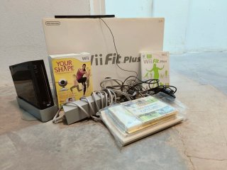 Nintendo Wii Fit Plus con tabla