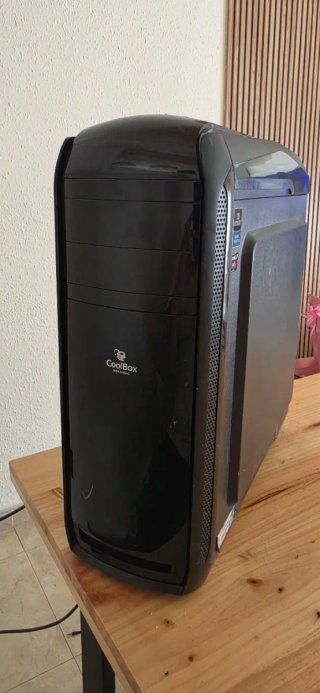 Ordenador de sobremesa Corsair VS650
