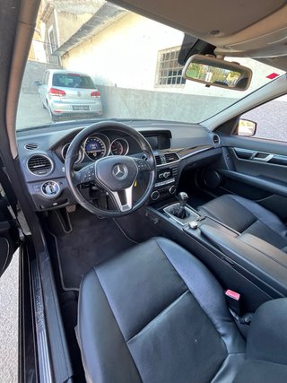 Mercedes-Benz C200 2012