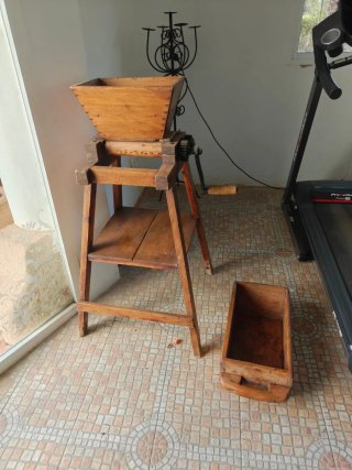 Molino de madera antiguo