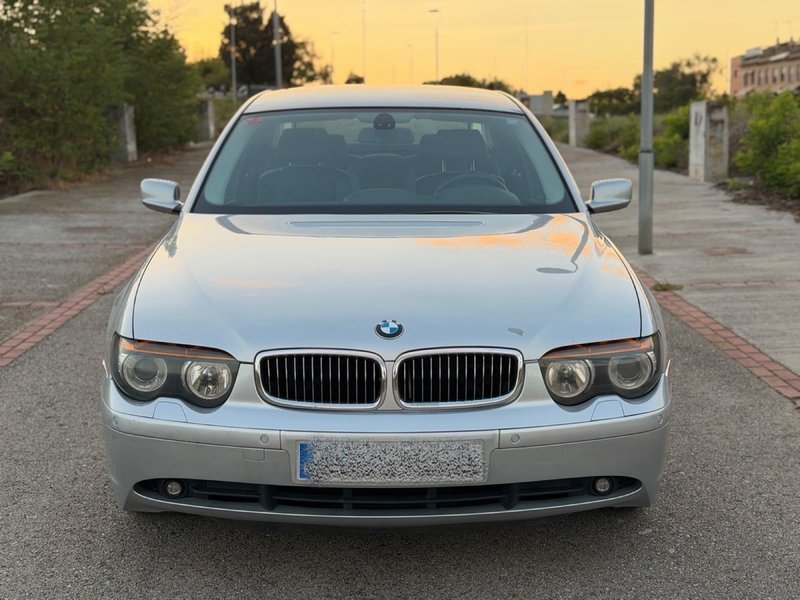 BMW Serie 7 745 i 2002