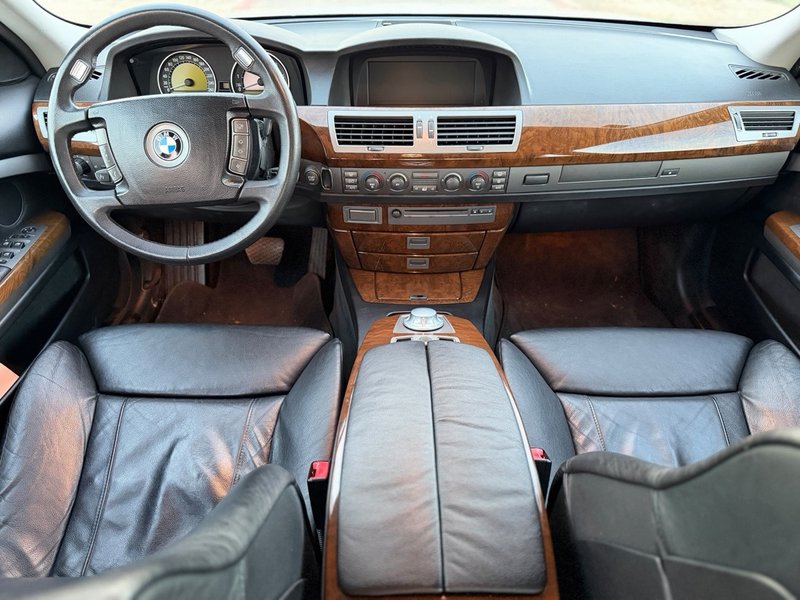 BMW Serie 7 745 i 2002, foto 3