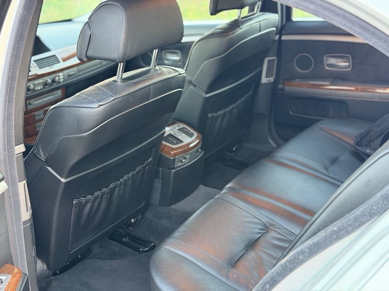 BMW Serie 7 745 i 2002, foto 6