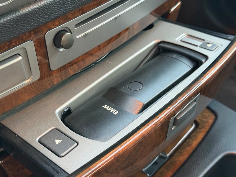 BMW Serie 7 745 i 2002, foto 7
