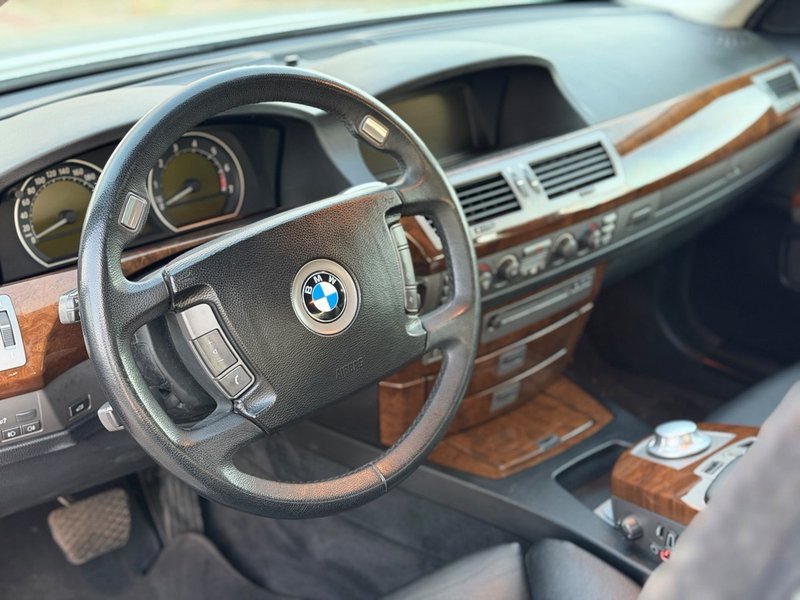 BMW Serie 7 745 i 2002, foto 5