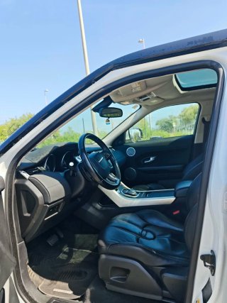 Range Rover Evoque 2.2 TD4 4x4 Auto | Techo