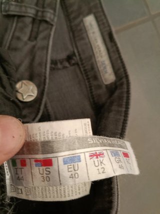 Pantaloni donna