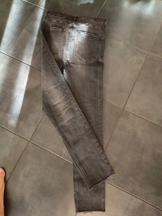 Pantaloni donna