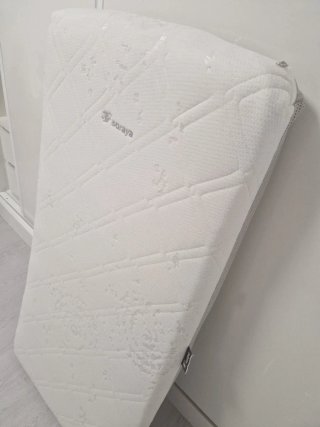 Colchón Cuna Viscolastico Blanco y Gris