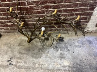 Lámpara vintage dorada de metal 120x60