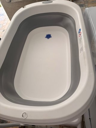 Cambiador y bañera para bebé