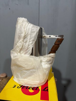 Jarra Cerveza Metal y Madera