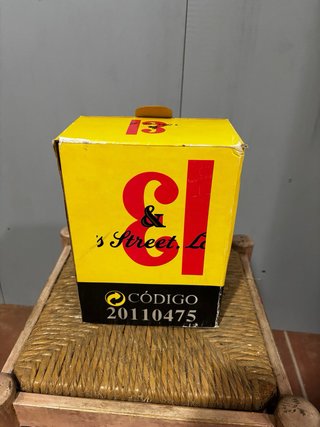 Jarra Cerveza Metal y Madera