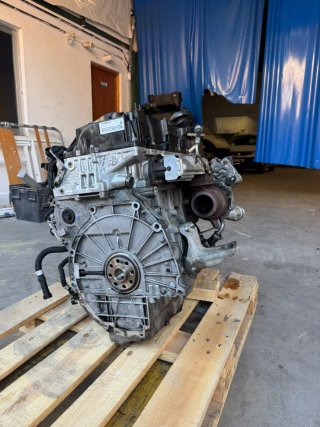 Motor BMW N47D16A Completo