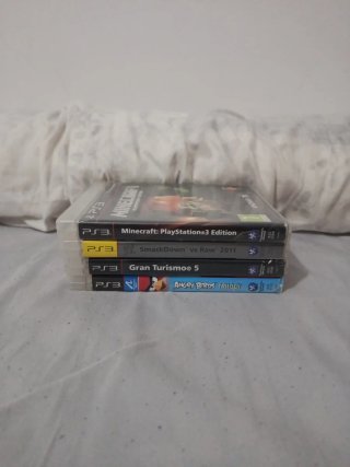 Pacchetto 4 Giochi PS3: Minecraft, SmackDown, GT5, Angry Birds