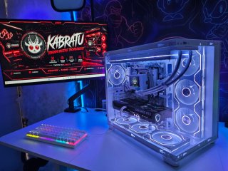 PC Gaming Ryzen 7 7800x3d + RTX 5060 Ti
