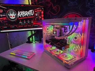 PC Gaming Ryzen 7 7800x3d + RTX 5060 Ti