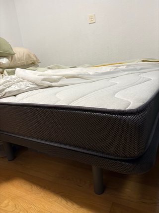 Cama y colchón 135cm