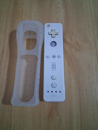 Mando Wii  motion plus con funda protectora
