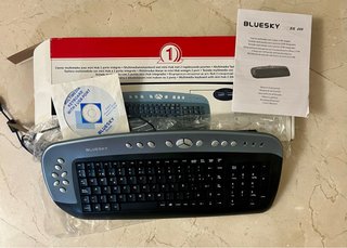 Teclado Bluesky BK 400 Multimedia con Hub USB