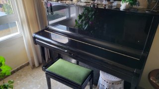 Piano Astor Negro