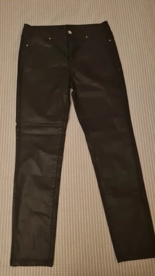 Pantalones Elogy imitación cuero talla 40