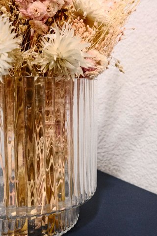 Jarrón Cristal Estriado Flores Preservadas