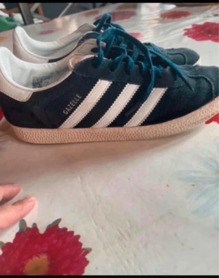 Zapatillas Adidas Gazelle azul marino Blancas