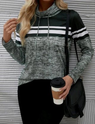 Camiseta cuello alto color block