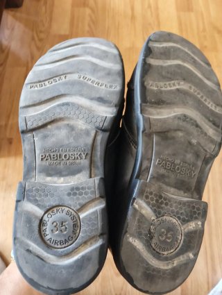 Zapatos Pablosky n°35 niño, muy buen estado. Ganga