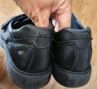 Zapatos Pablosky n°35 niño, muy buen estado. Ganga