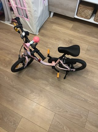 Bicicleta infantil rosa BTWIN