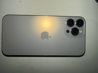 iPhone 13 Pro Max Dorado