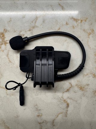Soporte Cardo PackTalk Edge exclusivo para JET.