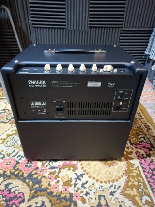 Cort CM150B Combo Bajo 150W RMS