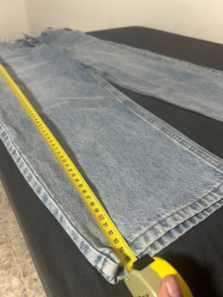 Jeans a vita alta mai indossati lavaggio chiaro
