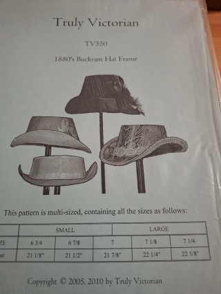 Modello di cucito Truly Victorian TV550 per cappelli in stile 1880