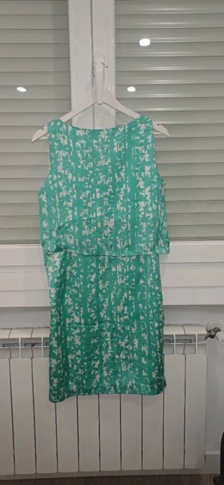 Vestido verde y blanco estampado