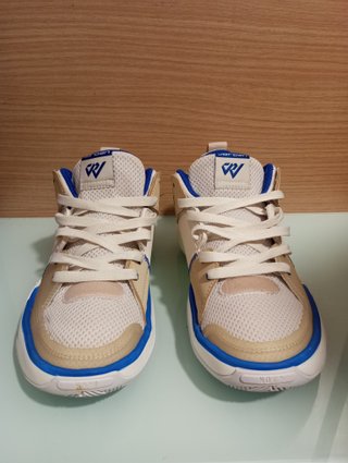 Zapatos Jordan Juvenil Beige y Azul