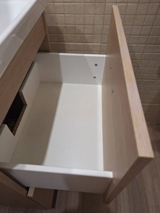Mueble de baño, lavabo, mueble espejo y grifería