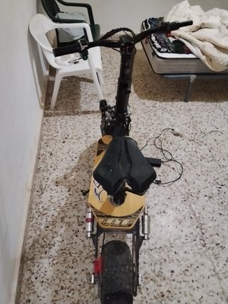 Patinete eléctrico todoterreno