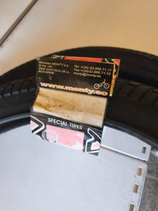 Ruedas Monty Special Tires