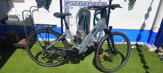 Bicicleta Eléctrica BH ATOMs Citypro
