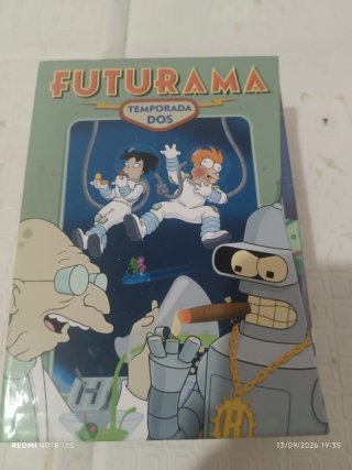 4 primeras temporadas de Futurama + 4 películas