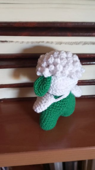 Oveja amigurumi hecha a mano preciosa