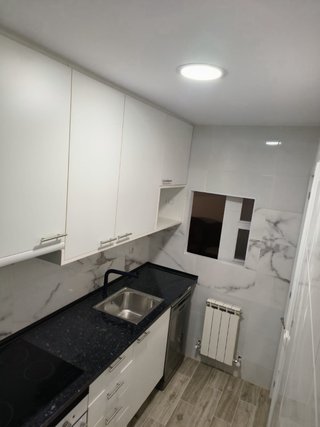 Se alquila habitación en villaverde bajo