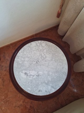 Mesa de centro redonda madera y mármol