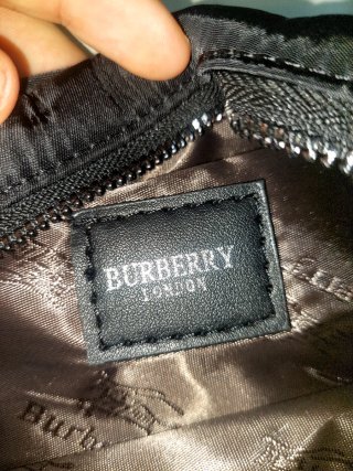 Riñonera Burberry Negra